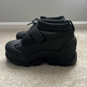 UGG Adiroam Anckle Black Boots Size 8